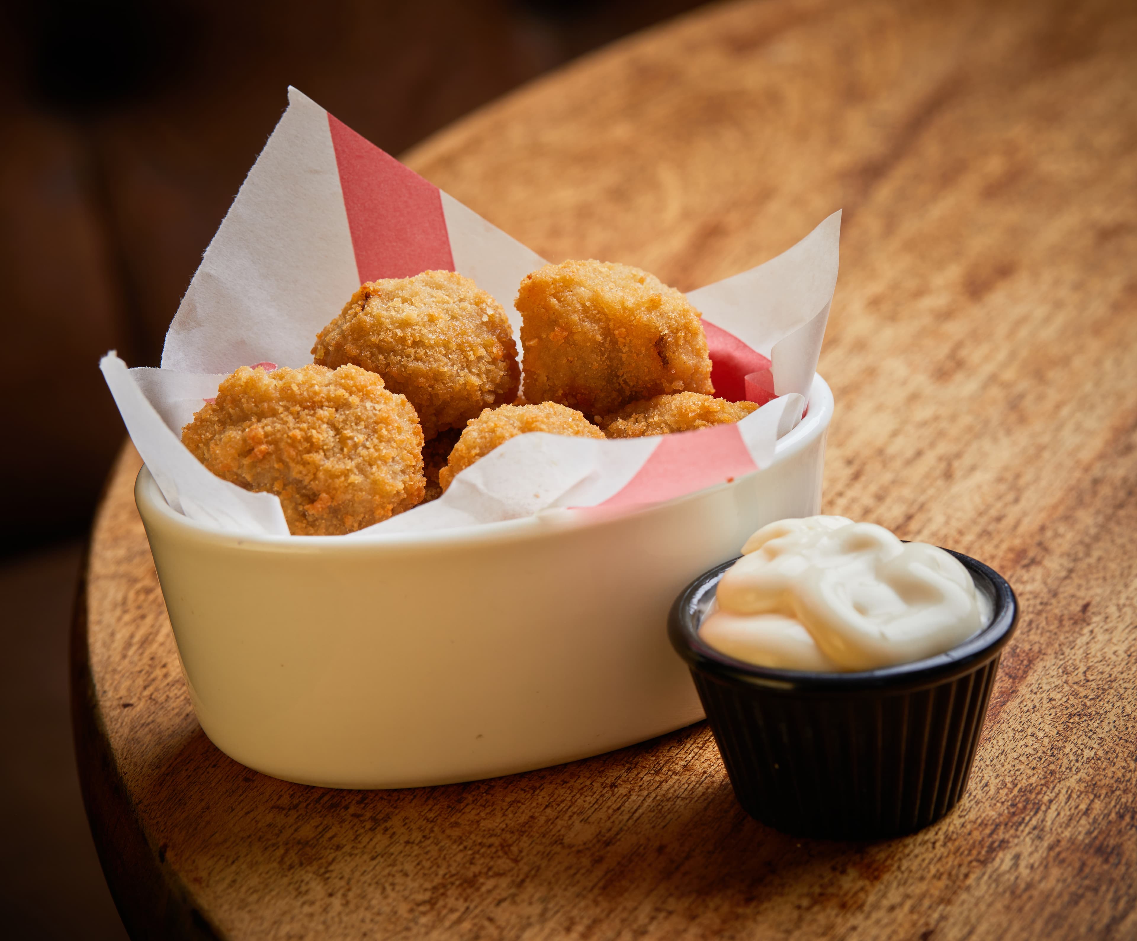 Garlic Mushrooms with garlic mayo